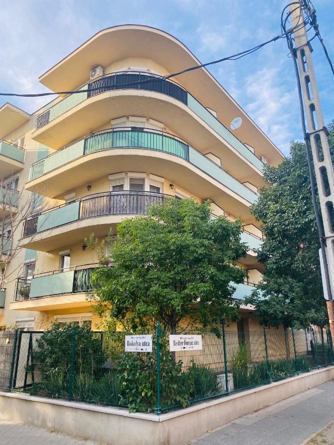Barbara'S Apartment Будапеща Екстериор снимка